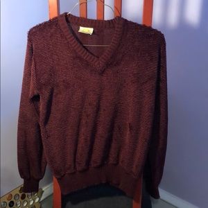 💚3/$13 VTG sheer maroon v-neck sweater